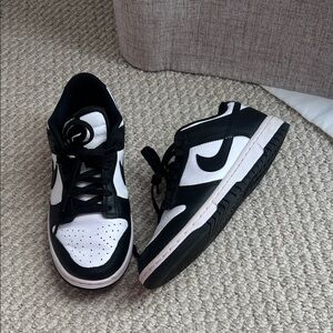 Black and White Sneakers Nike Dunks